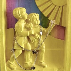 *Sarah Coventry butterfly gold-tone necklace